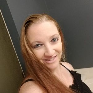 Meet your Posher, Elechia